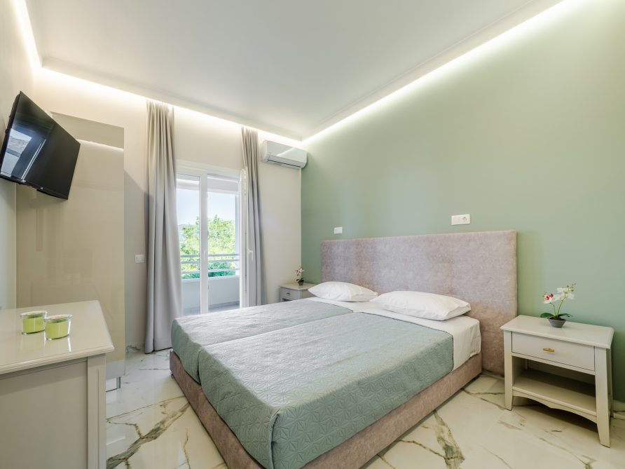 2 Bedroom Family Room